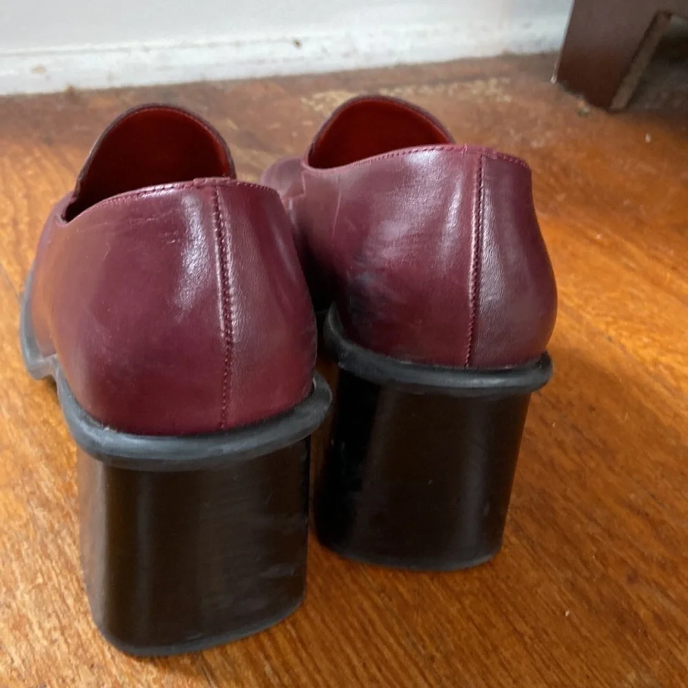 90s Nine West burgundy chunky heels